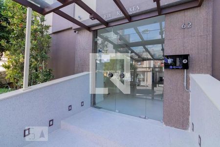 Apartamento à venda com 74m², 2 quartos e 1 vagaEntrada