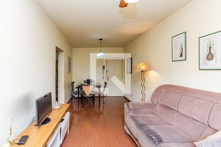 Apartamento à venda com 74m², 2 quartos e 1 vagaSala