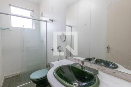 Apartamento para alugar com 260m², 4 quartos e 3 vagas Apartamento para alugar com 260m², 4 quartos e 3 vagasBanheiro