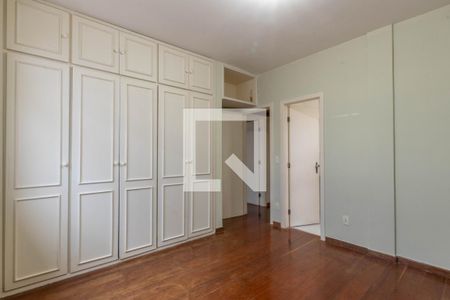 Apartamento para alugar com 260m², 4 quartos e 3 vagas Apartamento para alugar com 260m², 4 quartos e 3 vagasQuarto Suíte
