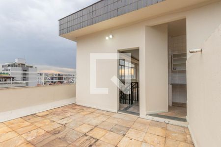 Apartamento para alugar com 260m², 4 quartos e 3 vagas Apartamento para alugar com 260m², 4 quartos e 3 vagasTerraço