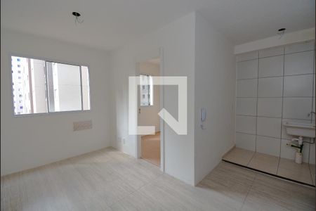 Sala de apartamento para alugar com 2 quartos, 35m² em Parque Bristol, São Bernardo do Campo