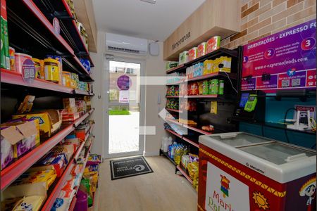 Apartamento para alugar com 35m², 2 quartos e sem vagaÁrea comum - mercadinho