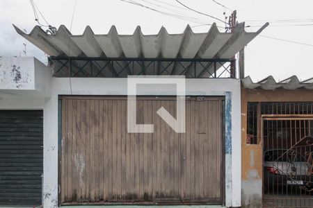 Casa para alugar com 100m², 2 quartos e 1 vagaFachada