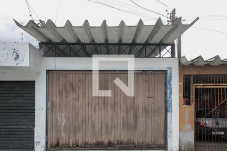 Casa para alugar com 100m², 2 quartos e 1 vagaFachada