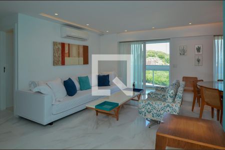 Sala de apartamento para alugar com 3 quartos, 200m² em Barra da Tijuca, Rio de Janeiro