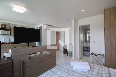 Quarto 1 de apartamento para alugar com 2 quartos, 64m² em Jacarepaguá, Rio de Janeiro
