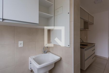 Área de Serviço de apartamento para alugar com 3 quartos, 77m² em Vila Nova Vista, Belo Horizonte