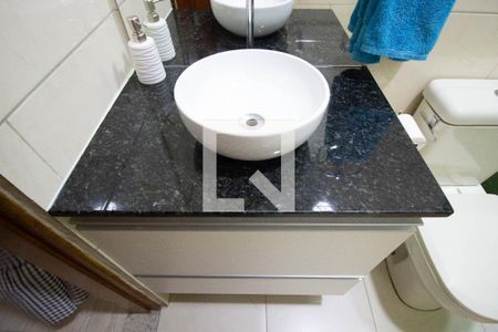 Casa para alugar com 110m², 2 quartos e 1 vaga Casa para alugar com 110m², 2 quartos e 1 vagaBanheiro