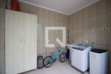 Casa para alugar com 110m², 2 quartos e 1 vaga Casa para alugar com 110m², 2 quartos e 1 vagaÁrea de Serviço