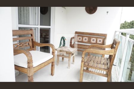 Apartamento à venda com 83m², 3 quartos e 1 vagaVaranda