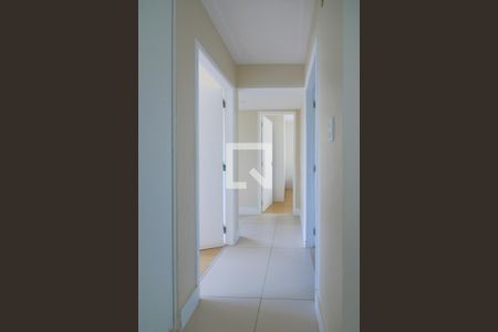 Corredor de apartamento para alugar com 3 quartos, 108m² em Brotas, Salvador