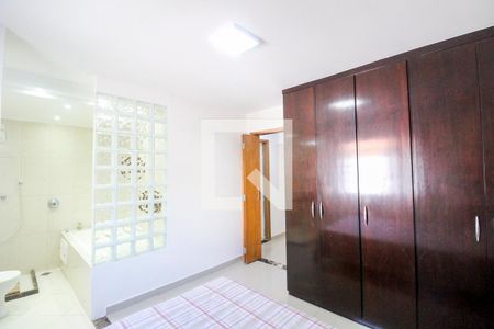 Dormitorio  de casa à venda com 3 quartos, 130m² em Chácara Mafalda, São Paulo