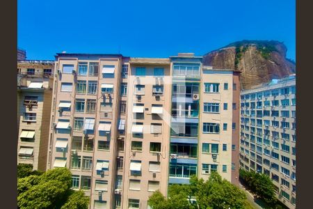 Varanda vista de apartamento à venda com 3 quartos, 200m² em Copacabana, Rio de Janeiro