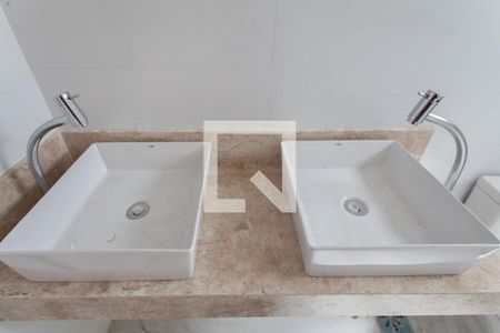 Apartamento à venda com 190m², 3 quartos e 4 vagasBanheiro da Suíte