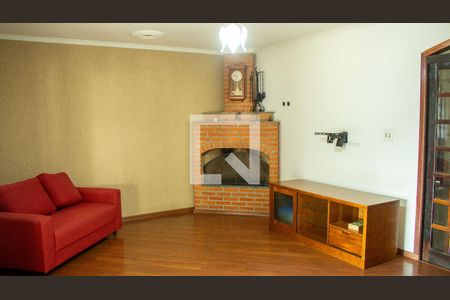 Sala de casa para alugar com 2 quartos, 250m² em Centro Alto, Ribeirão Pires
