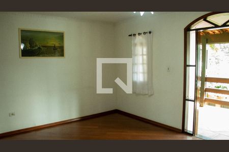 Sala de casa para alugar com 2 quartos, 250m² em Centro Alto, Ribeirão Pires