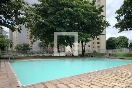 Apartamento para alugar com 66m², 2 quartos e 1 vagaÁrea comum - Piscina