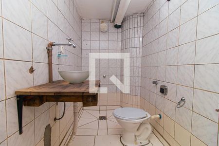 Banheiro de kitnet/studio para alugar com 1 quarto, 26m² em Bela Vista, São Paulo