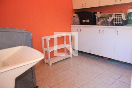 Casa à venda com 200m², 2 quartos e 2 vagasLavanderia