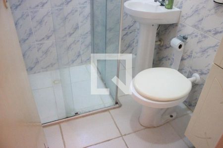 Casa à venda com 200m², 2 quartos e 2 vagasBanheiro de Serviço