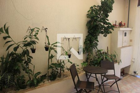 Casa à venda com 200m², 2 quartos e 2 vagasGaragem