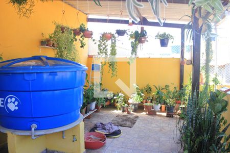 Casa à venda com 200m², 2 quartos e 2 vagasTerraço gardem