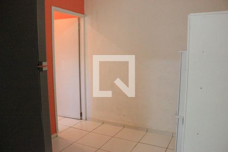 Casa à venda com 200m², 2 quartos e 2 vagasDespensa