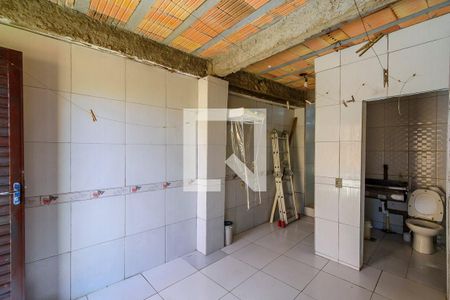 Casa à venda com 180m², 2 quartos e 1 vagaÁrea de Serviço