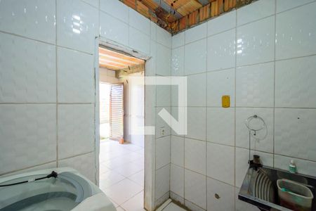 Casa à venda com 180m², 2 quartos e 1 vagaBanheiro de serviço