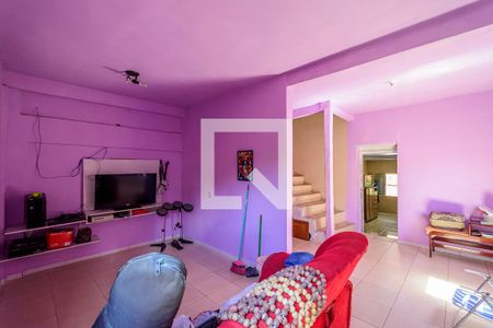 Sala 1 de casa à venda com 2 quartos, 180m² em Teresópolis, Porto Alegre