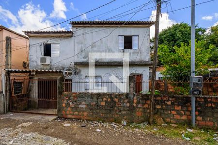 Casa à venda com 180m², 2 quartos e 1 vagaFachada