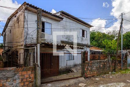 Casa à venda com 180m², 2 quartos e 1 vagaFachada