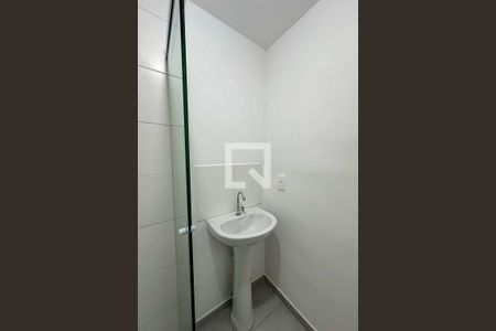 Apartamento à venda com 40m², 2 quartos e sem vaga Apartamento à venda com 40m², 2 quartos e sem vagaBanheiro