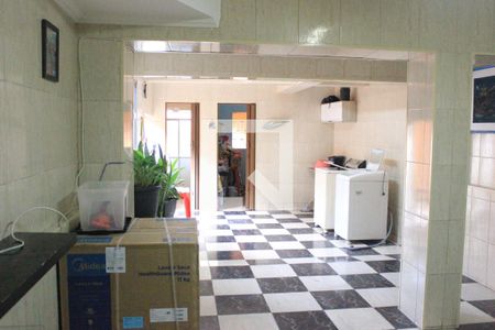 Casa à venda com 223m², 4 quartos e 3 vagasSalão de festas