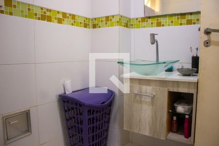 Apartamento à venda com 67m², 2 quartos e 1 vagaBanheiro 