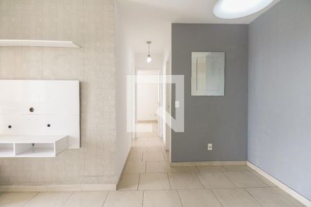 Sala  de apartamento para alugar com 2 quartos, 59m² em Parque São Jorge, São Paulo