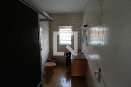 Casa à venda com 120m², 3 quartos e 2 vagasBanheiro 3