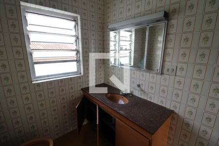 Casa à venda com 120m², 3 quartos e 2 vagasBanheiro 3