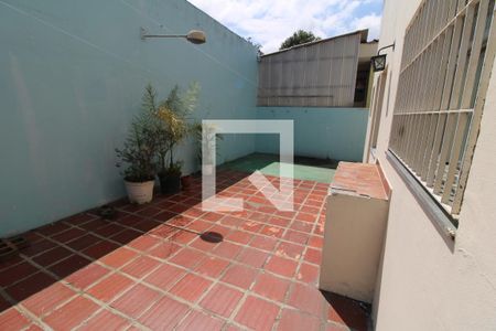 Casa à venda com 120m², 3 quartos e 2 vagasÁrea de Serviço