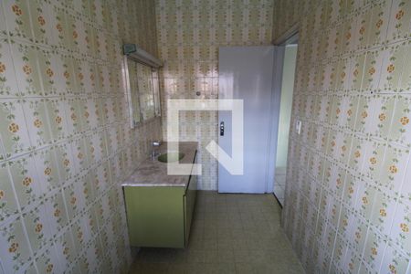 Casa à venda com 120m², 3 quartos e 2 vagasBanheiro 2