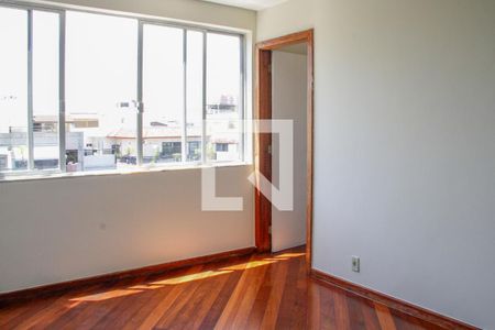 Apartamento à venda com 560m², 6 quartos e 7 vagas Apartamento à venda com 560m², 6 quartos e 7 vagasEscritório Quarto 5 suíte