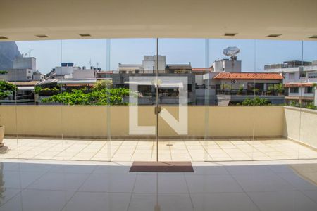 Sala de apartamento à venda com 6 quartos, 560m² em Barra da Tijuca, Rio de Janeiro