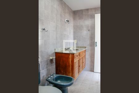 Apartamento à venda com 560m², 6 quartos e 7 vagas Apartamento à venda com 560m², 6 quartos e 7 vagasBanheiro Quarto 5 suíte