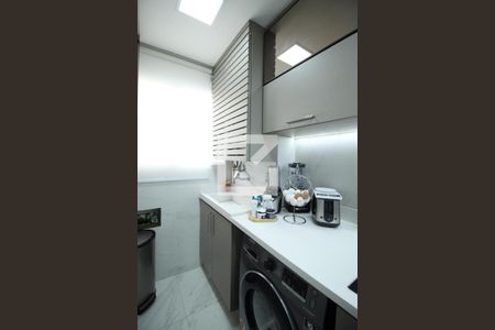 Apartamento à venda com 68m², 3 quartos e 1 vagaÁrea de Serviço