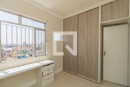 Quarto 1 de apartamento para alugar com 3 quartos, 67m² em Olaria, Rio de Janeiro