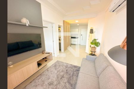 Sala de TV de apartamento para alugar com 1 quarto, 59m² em Ingleses do Rio Vermelho, Florianópolis