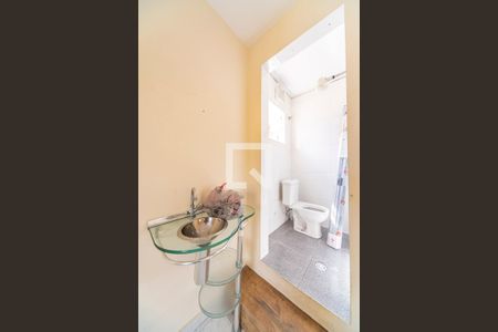 Casa para alugar com 80m², 2 quartos e sem vaga Casa para alugar com 80m², 2 quartos e sem vagaBanheiro do Quarto 2