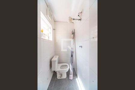 Casa para alugar com 80m², 2 quartos e sem vaga Casa para alugar com 80m², 2 quartos e sem vagaBanheiro do Quarto 2