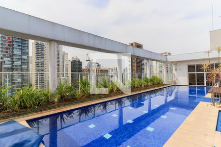 Apartamento à venda com 37m², 1 quarto e 1 vaga Apartamento à venda com 37m², 1 quarto e 1 vagaÁrea comum - Piscina